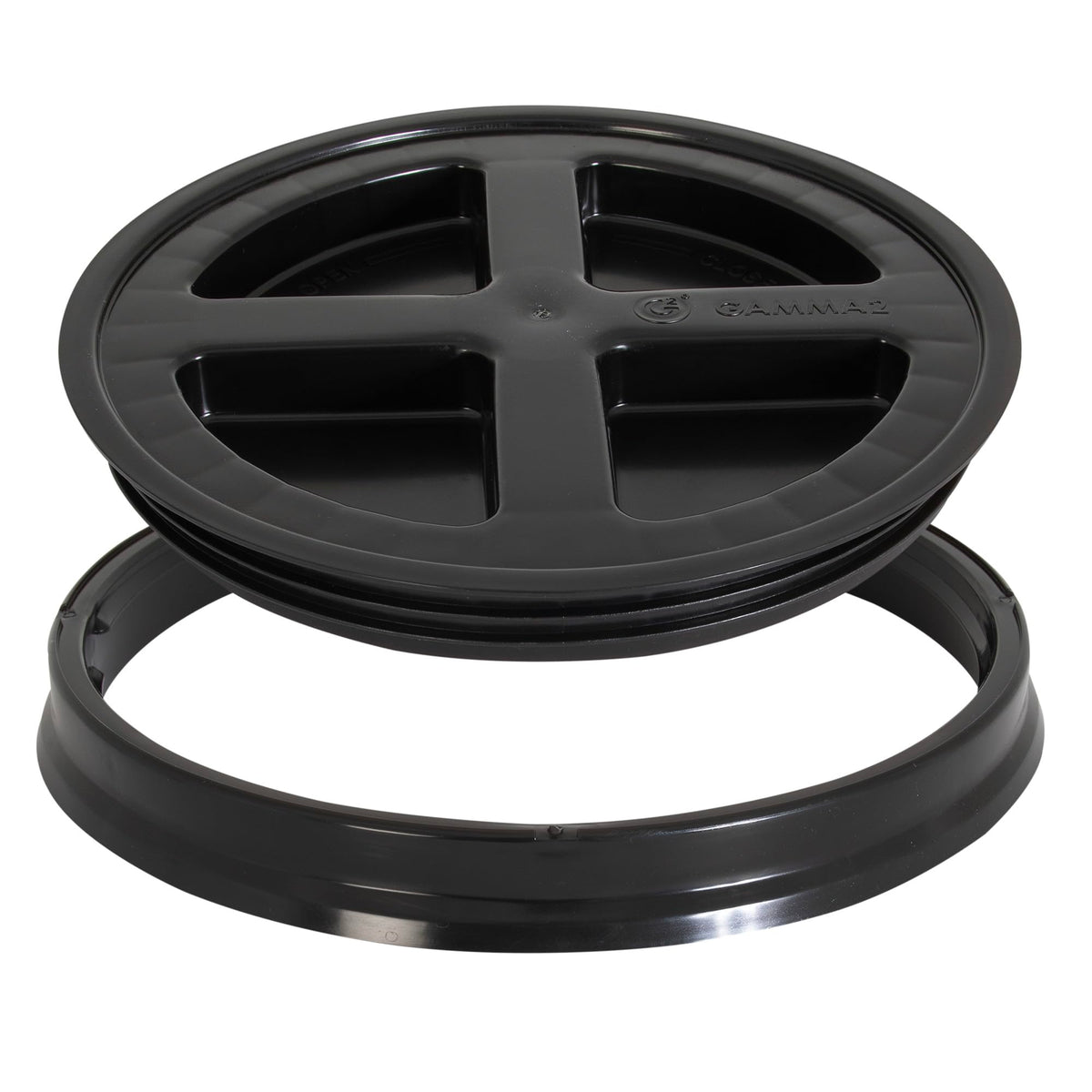 Gamma Seal Lid on bucket cap provides airtight storage for dry foods and pet supplies.