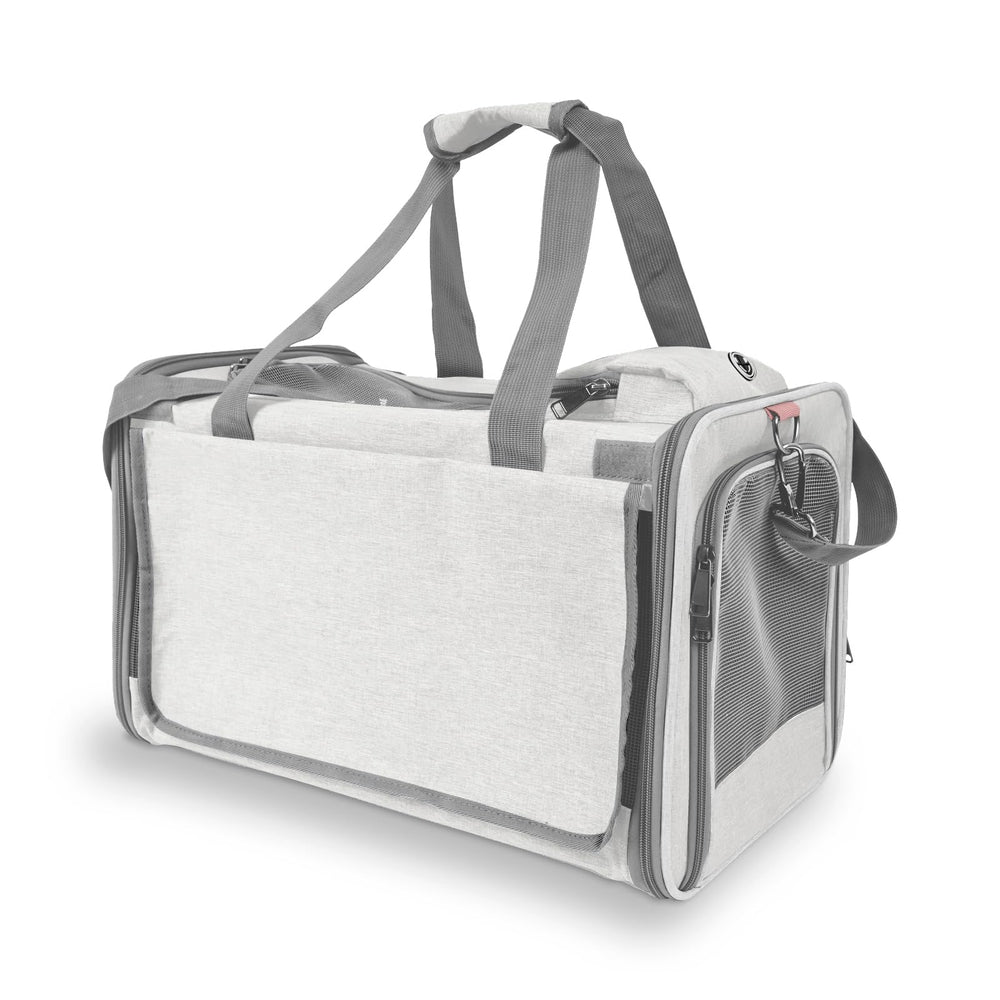 GAPZER cat carrier collapsible design saves storage space at home and on the go.