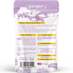 Gargeer gecko calcium being dusted on feeder insects for balanced nutrition.