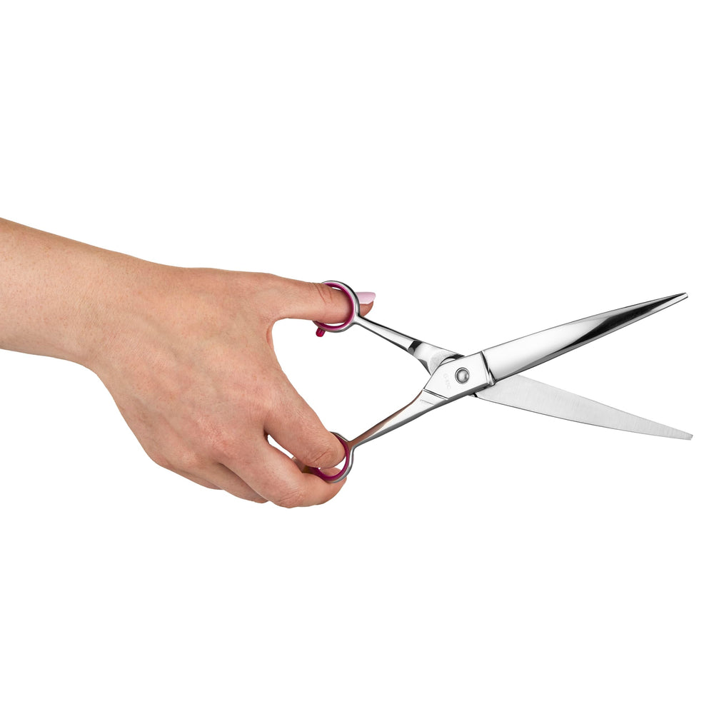 Geib Gator curved blade close-up showing razor-like edge for clean cuts