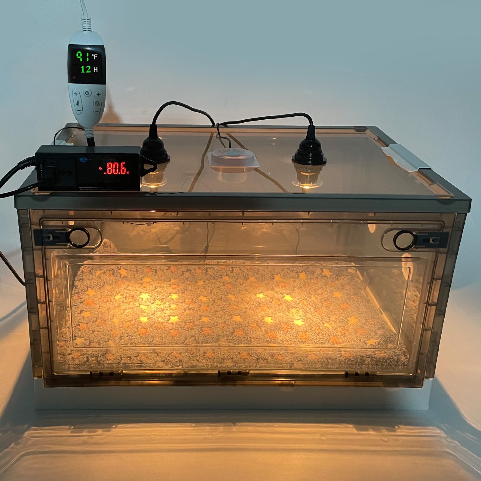 Geniprem Puppy Incubator semi-transparent panels let you monitor warmth without disturbance.