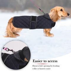 Geyecete waterproof windproof outer fabric image emphasizes durable protection in rain.
