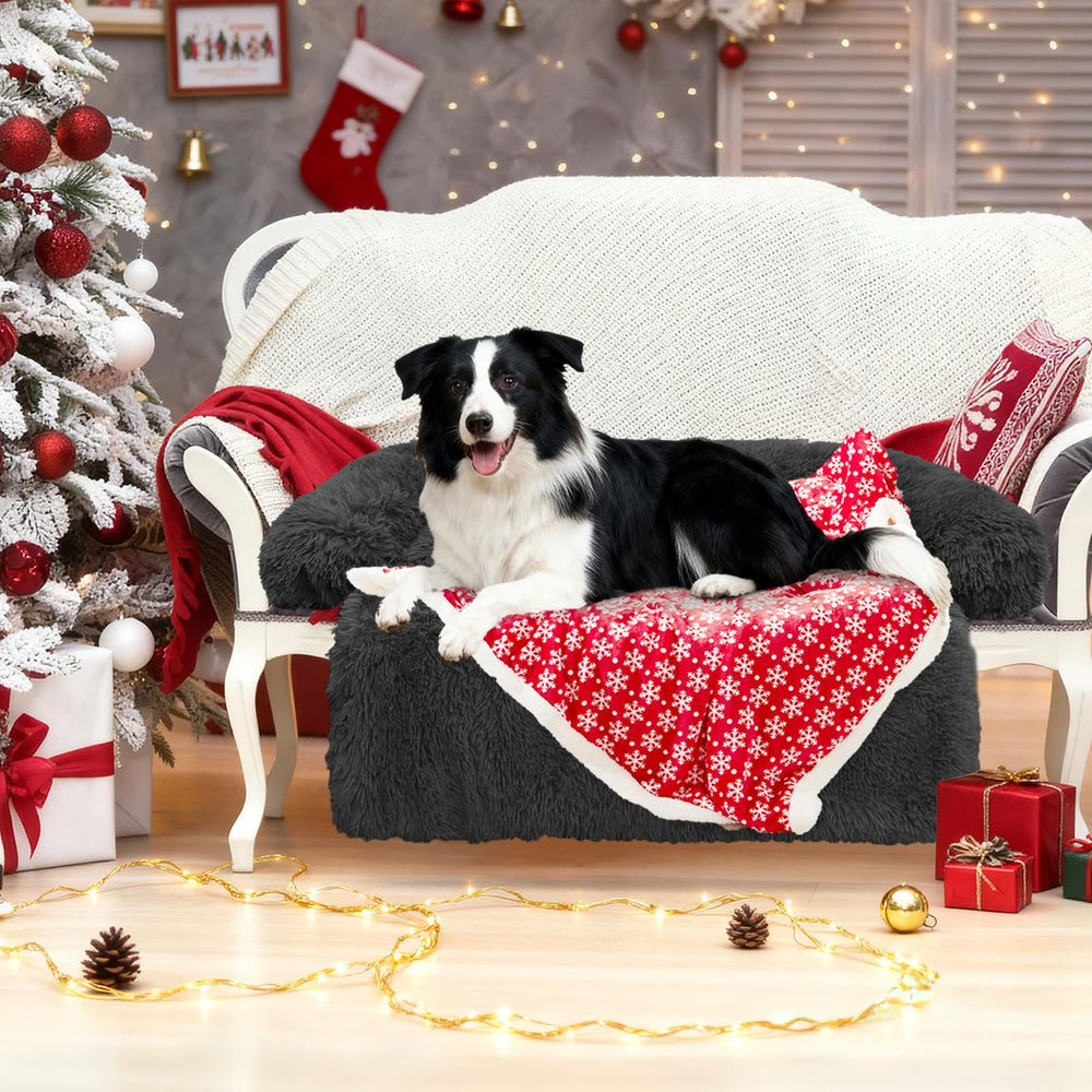 GGIB Calming Dog Bed Christmas Throw Blanket blends festive decor with pet comfort