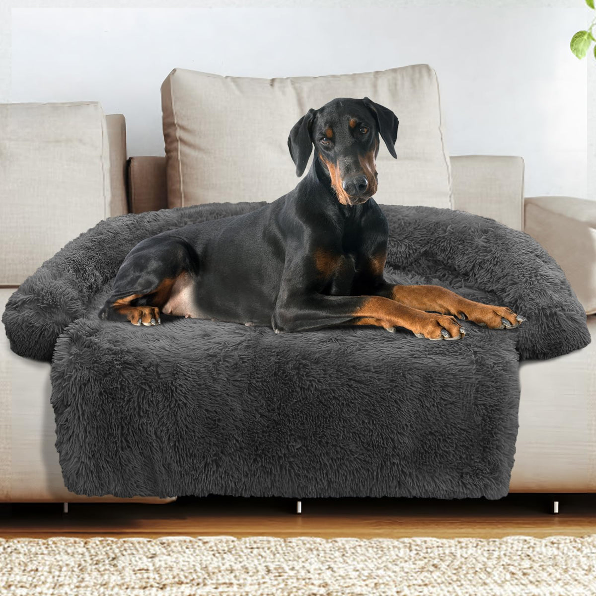 GGIB Calming Dog Bed curved design delivers secure, cozy support for pets.
