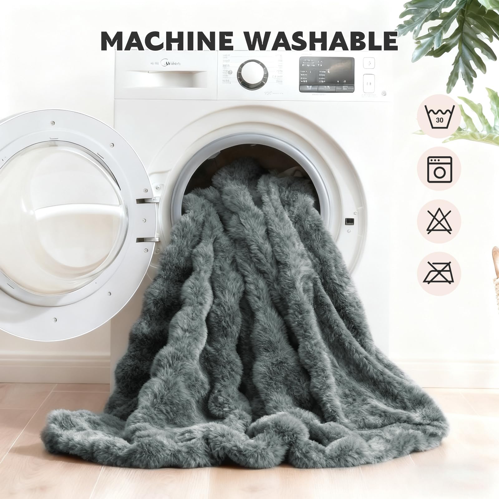 Giaousin dog blanket protecting sofa from spills and fur