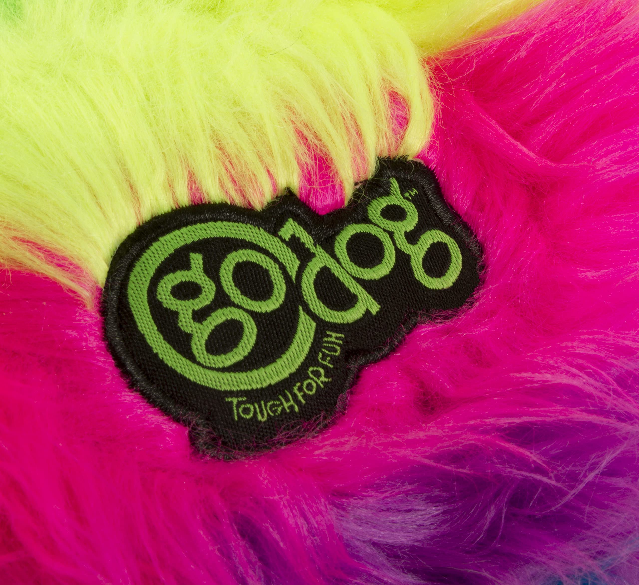 GoDog Furballz googly eyes toy that captures dogs’ attention during games.