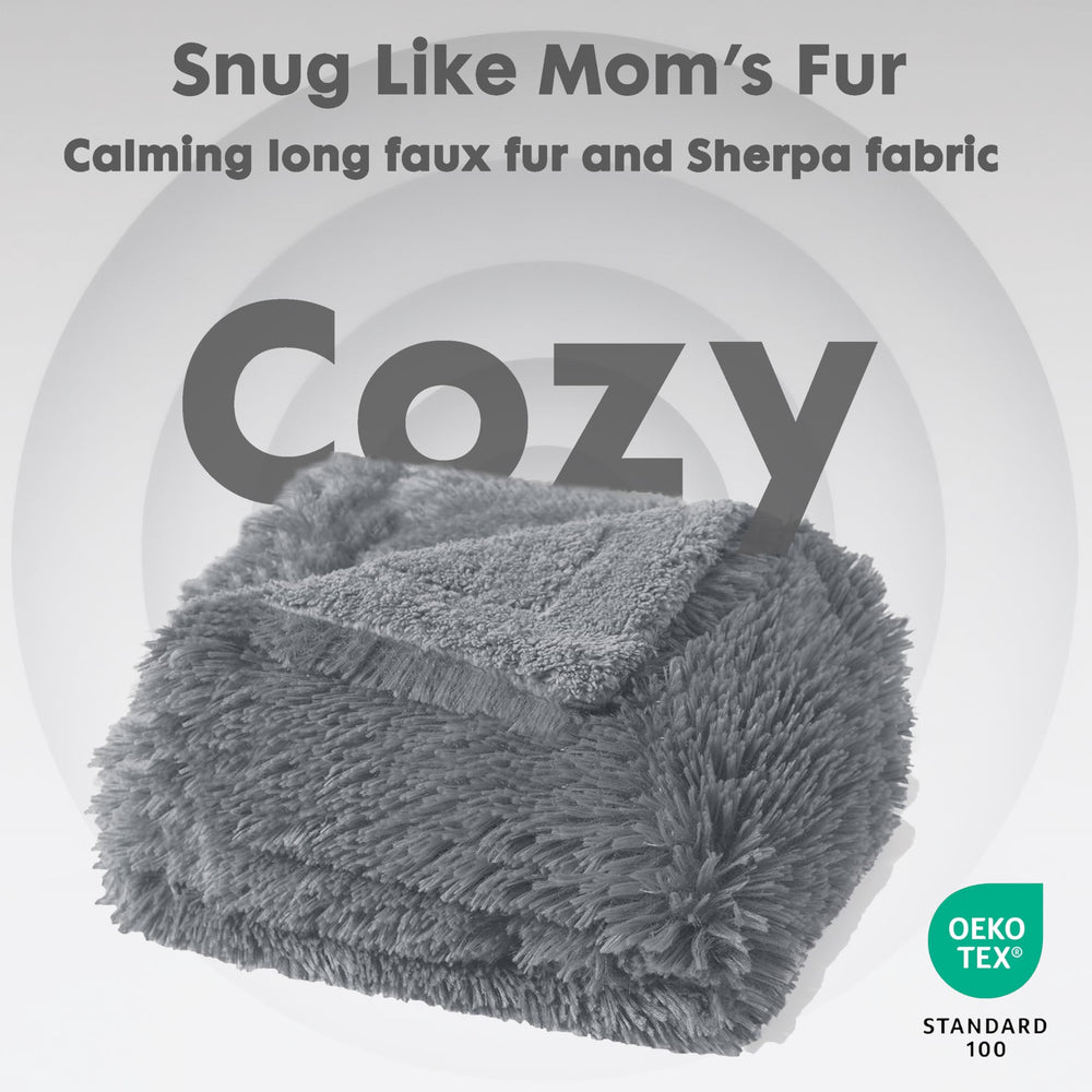 Gogobunny easy-care pet blanket is machine washable for hassle-free cleaning.