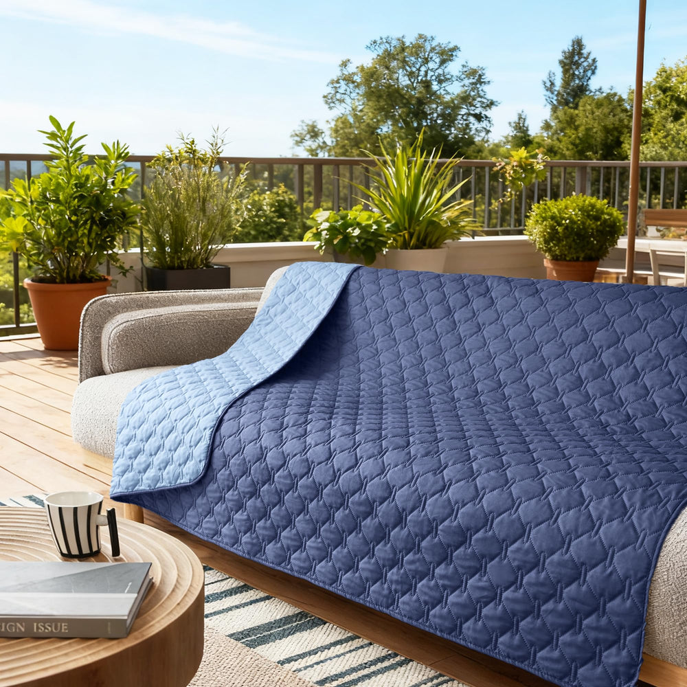 Gogobunny indoor-outdoor use blanket showcases versatile, travel-friendly design.