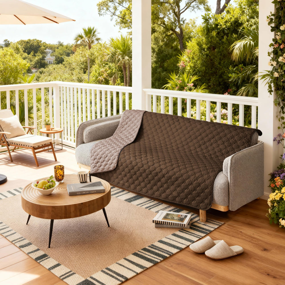 Gogobunny ideal for indoor and outdoor use during trips or picnics.