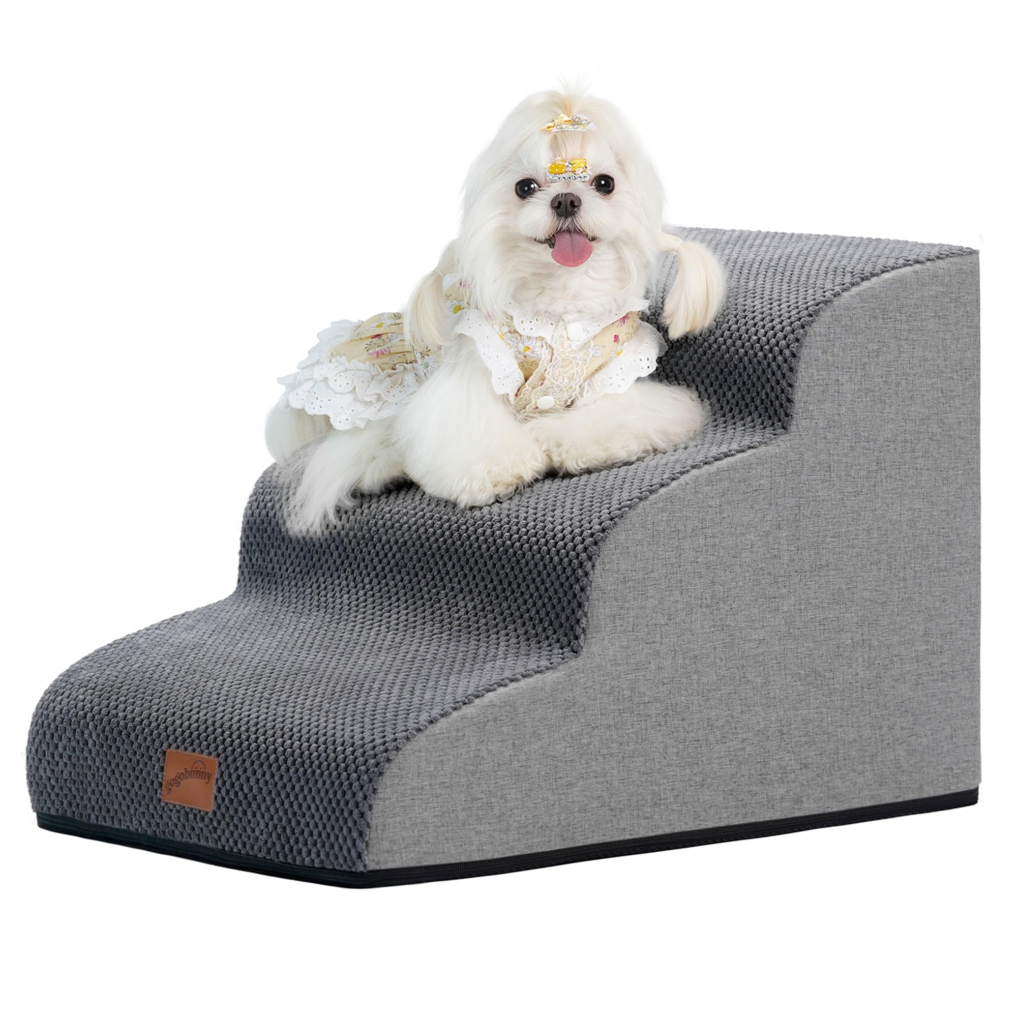 GoGoBunny Ramp Dog Stairs side view highlights compact 3-step design for sofa access.