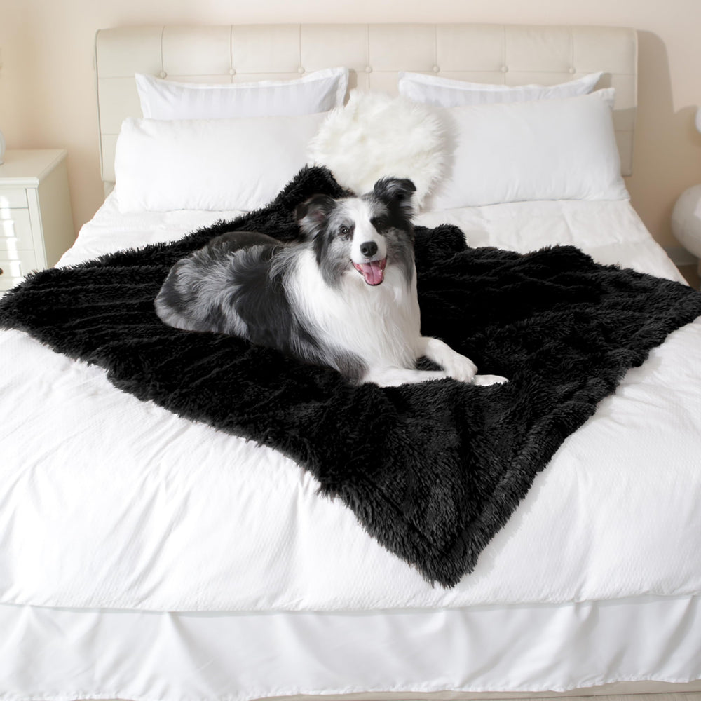 Gogobunny soft flannel layer reinforces comfort and warmth