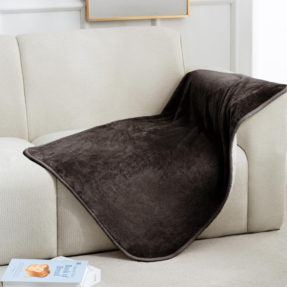 Gogobunny waterproof bed blanket closeup with waterproof layer and plush sherpa warmth for protection