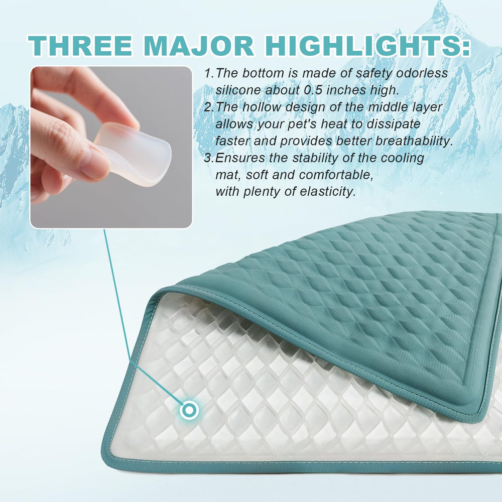 GOLOPET waterproof feature emphasizes protection against spills for outdoor use