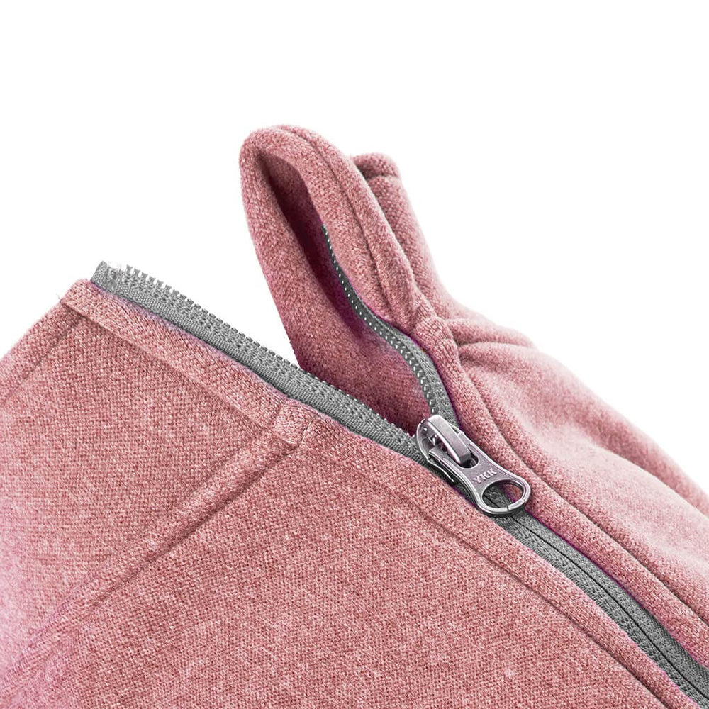 Gooby stretch-fit design delivers flexible comfort for better movement in cold weather