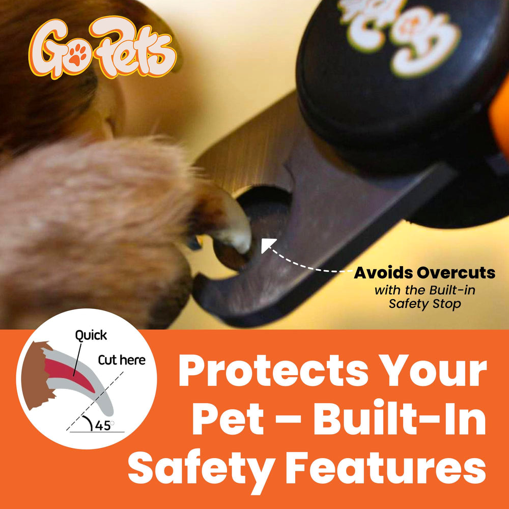 GoPets secure locking mechanism keeps blades closed for safe storage and transport.