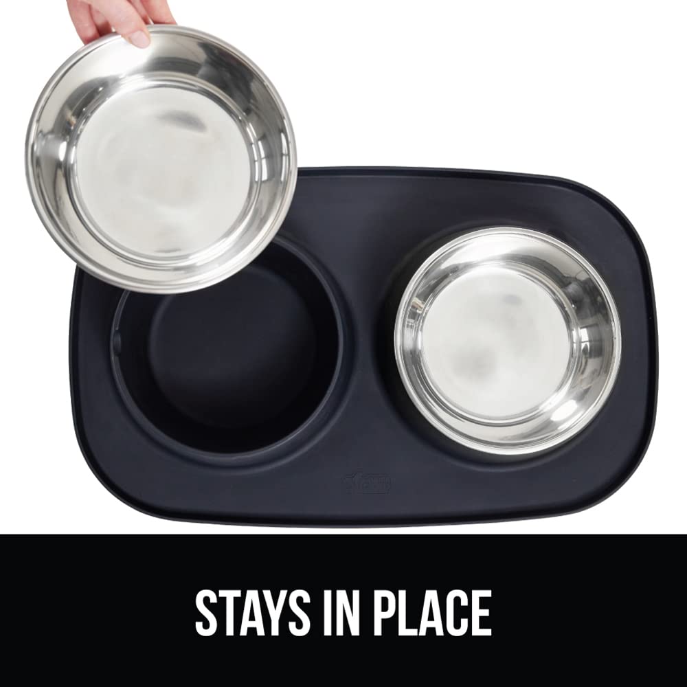 Gorilla Grip feeding mat set edge-catch design helps keep floors clean during meals.