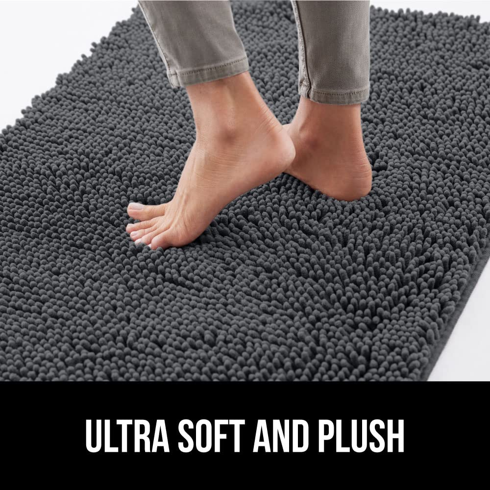 GORILLA GRIP SOAKSTOPPER 36x24 size fits entryways and mud rooms.