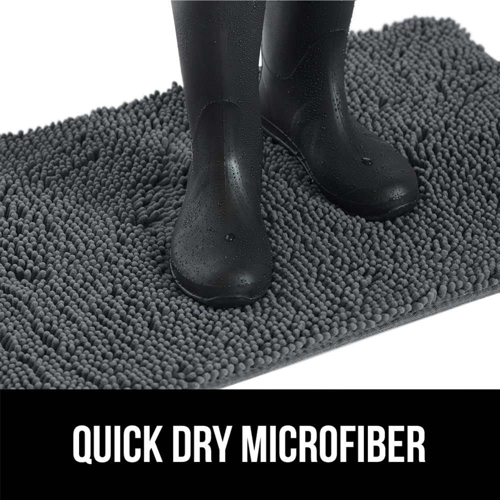 GORILLA GRIP SOAKSTOPPER plush pile dries quickly for daily use.