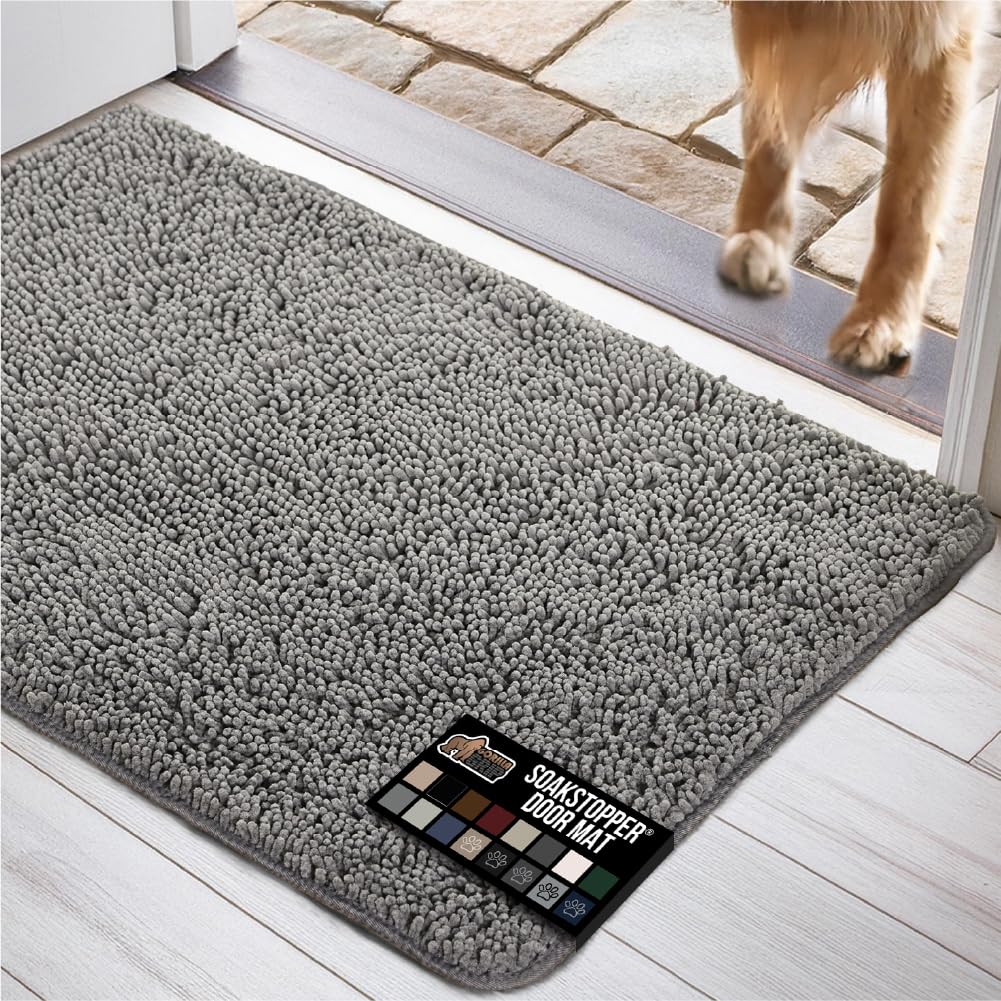 GORILLA GRIP SOAKSTOPPER top layer absorbs moisture for drier entryways