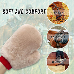 Gracefur mitt close-up showing durable natural wool for long-lasting grooming.