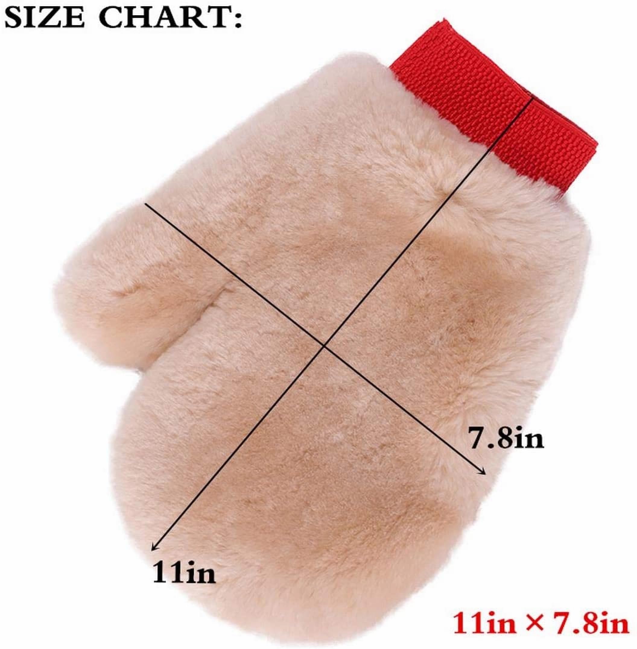 Gracefur grooming mitt soft wool close-up highlighting high-density wool.
