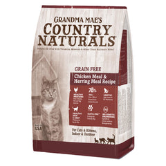 Grandma Mae’s cat food bag shows chicken and herring, grain-free formula for sensitive tummies