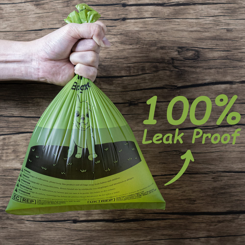 GREENER WALKER bag size 13x9 inches suitable for various dogs and dispensers.