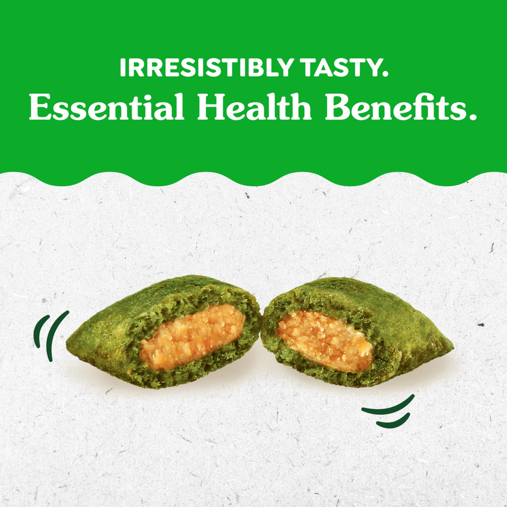 Greenies Feline Smartbites natural ingredients with vitamins minerals in a balanced snack.