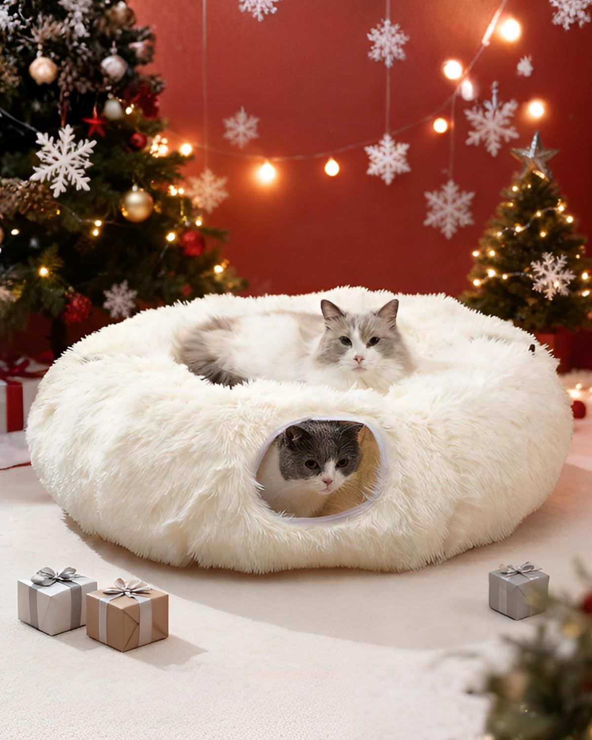 Grelife Cat Tunnel 2-in-1 design helps save space in small homes.