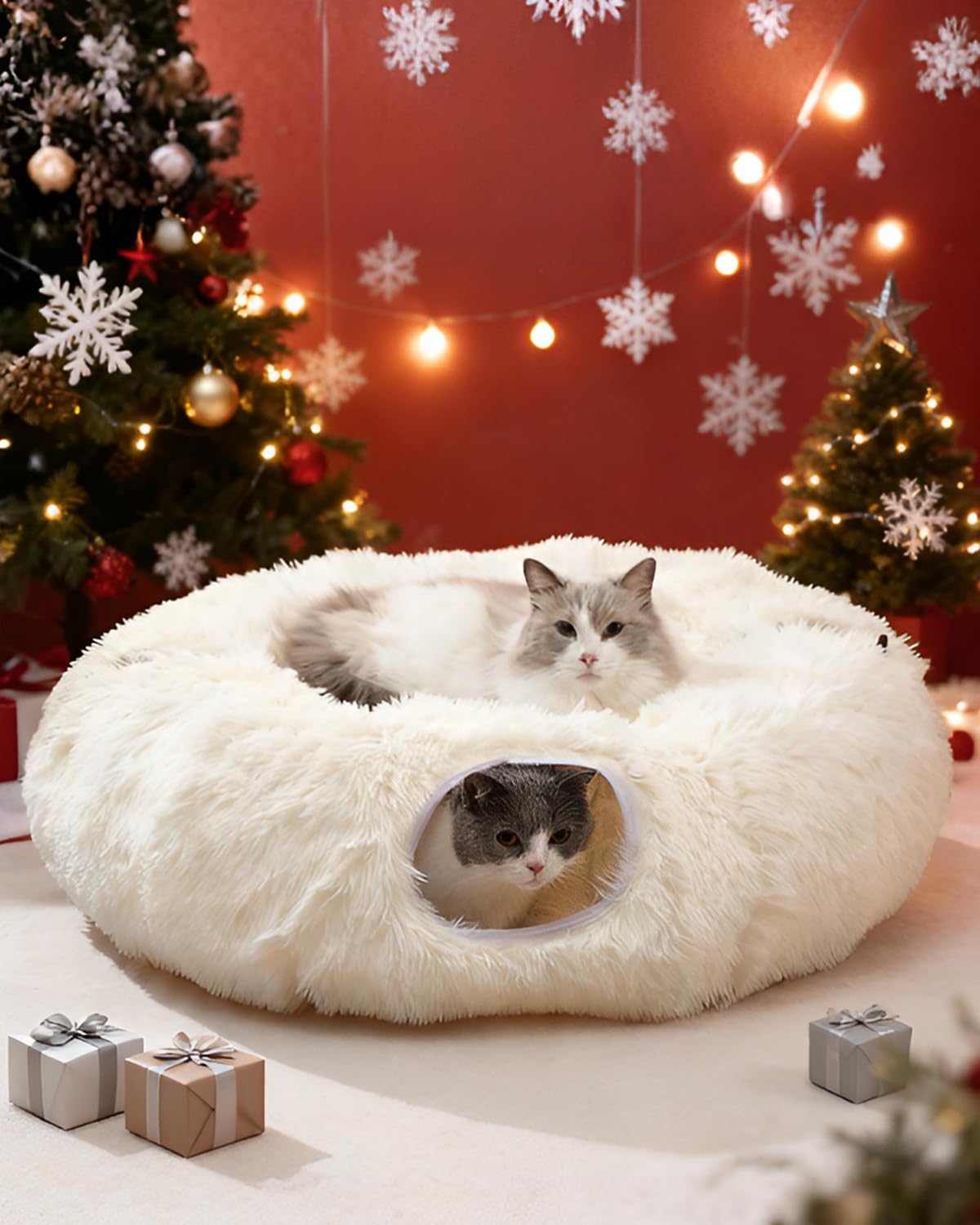 Grelife Cat Tunnel Bed close-up shows soft plush for cozy naps.