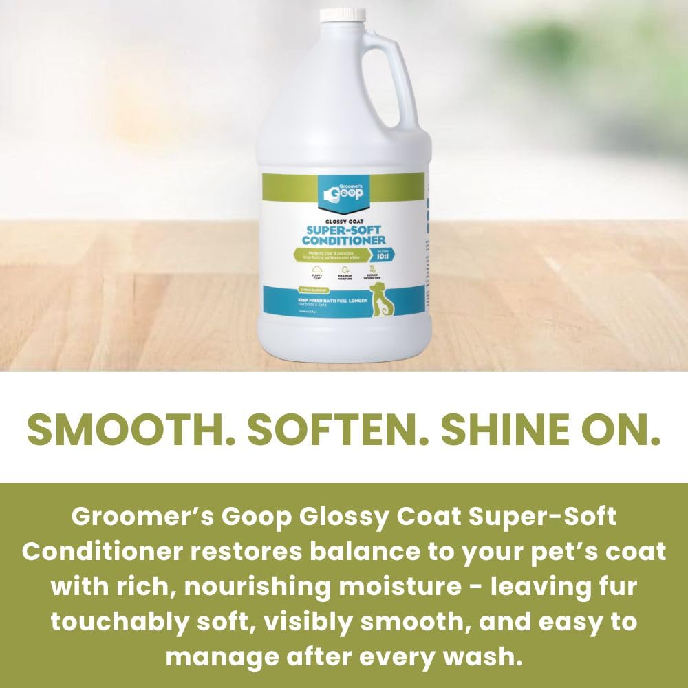 Groomer's GOOP Glossy Coat apply-on image demonstrates easy detangling and smoother fur.