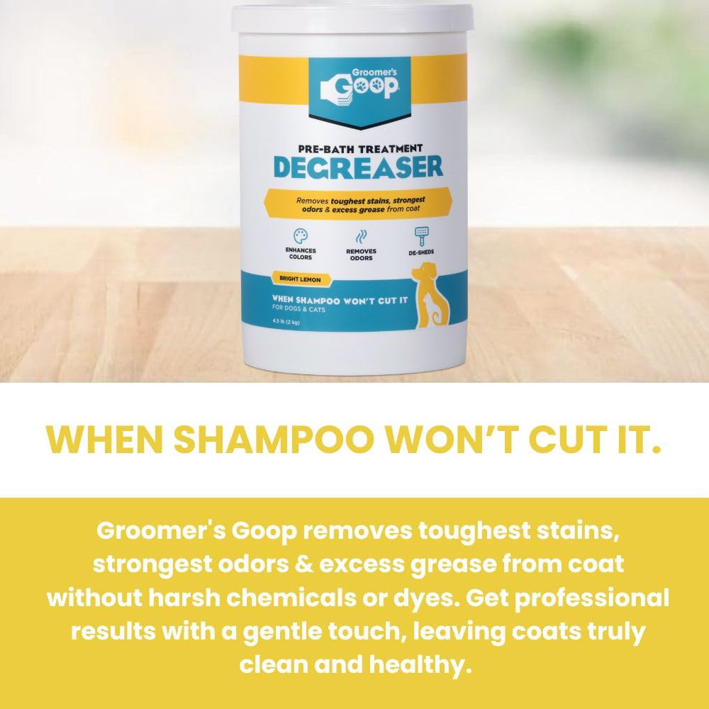 Groomer's GOOP pre-bath application on a dirty dog coat before washing