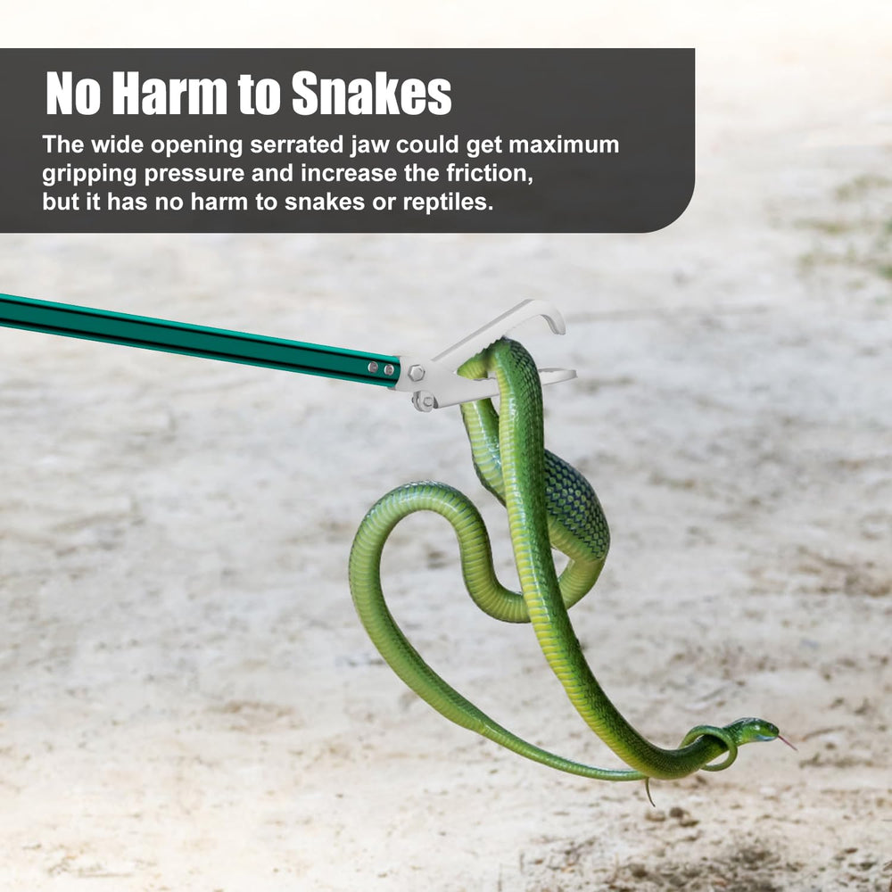 GYORGKSHI green snake grabber in action during outdoor camping.
