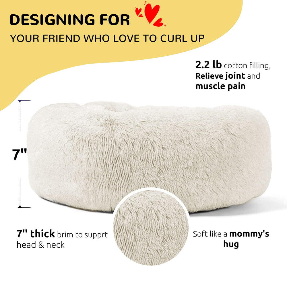 HACHIKITTY Donut bed round view highlights head and neck support.