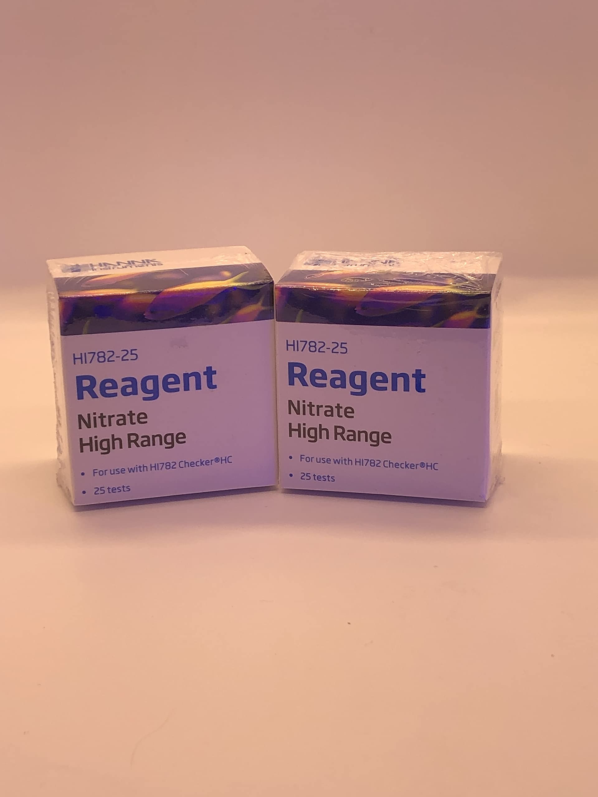 Hanna Instruments HI782-25 marine nitrate reagents packaging enables quick, precise saltwater testing for reef aquariums.