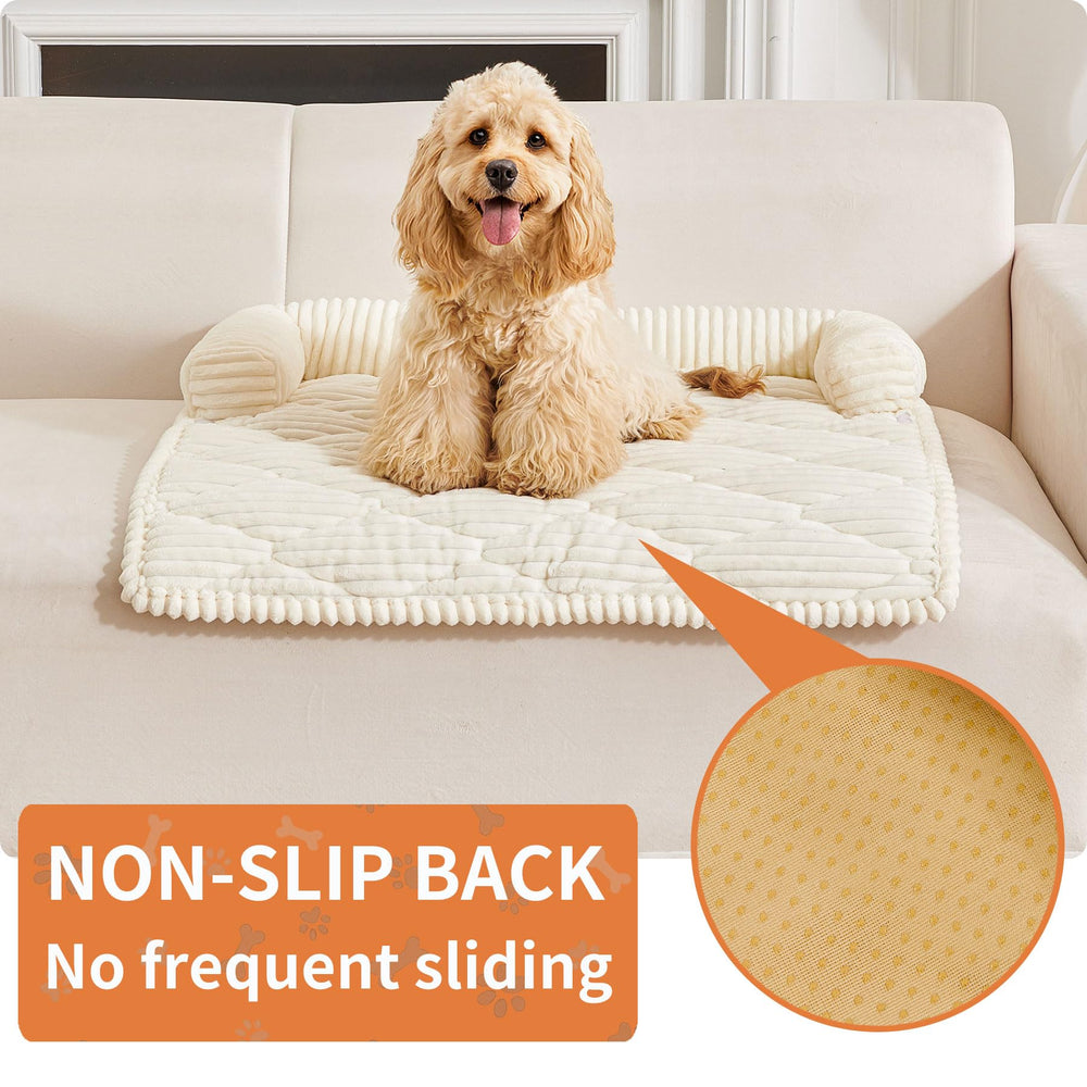 HAOMAIJIA non-slip back with silicone adhesive keeps the bed in place during playful moments.