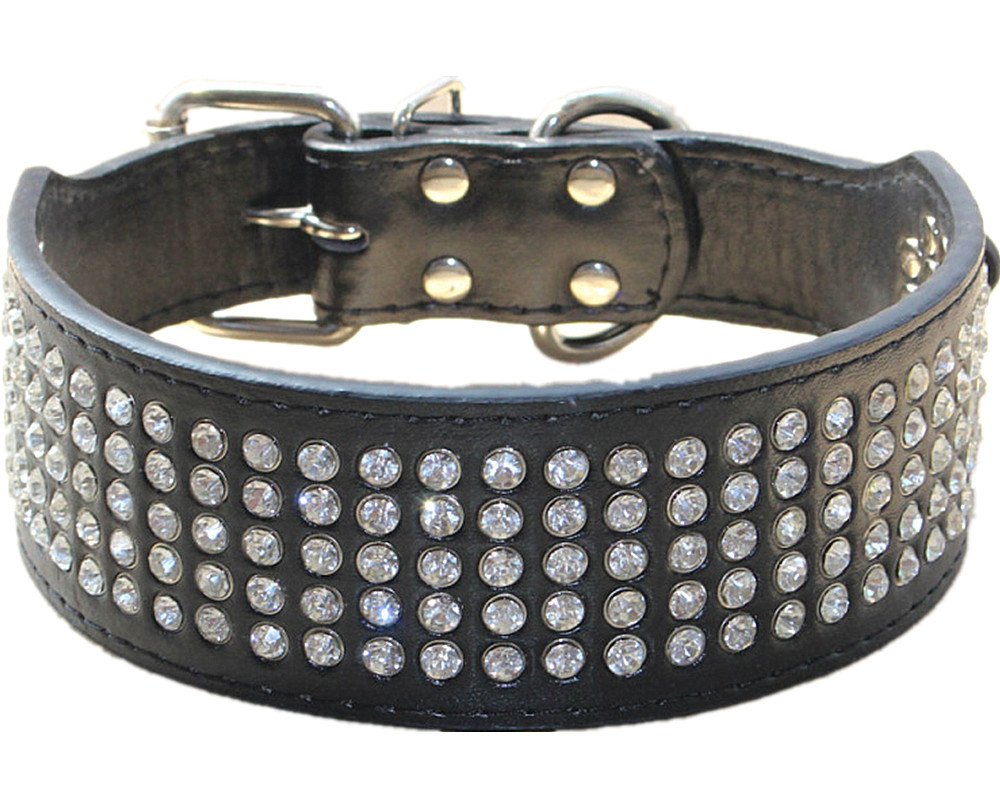 Haoyueer rhinestones dog collar with full crystal diamonds shines brightly on every walk.