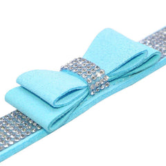 Haoyueer soft suede leather collar texture adds gentle comfort against sensitive skin.