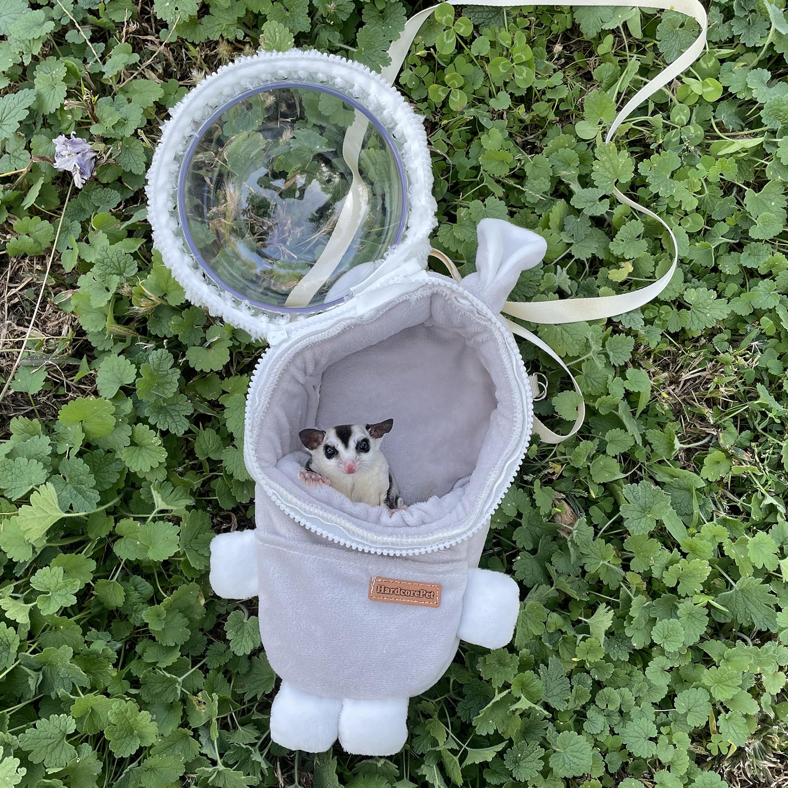 HardcorePet rabbit-shape travel bag grey outdoor-use for convenient pet outings.