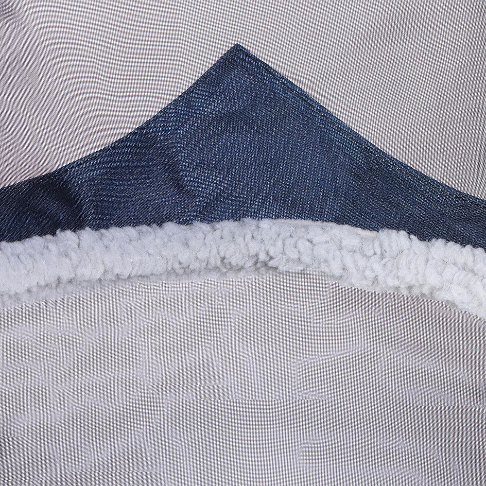 Harrison Howard CareMaster Pro fleece-padding prevents rubbing along the nose and forehead.