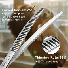 HASHIMOTO curved chunkers in hand during grooming session offer precise rounding around paws