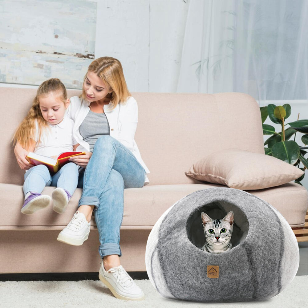 HAUSSIMPLE Large Wool Cat Cave gray-white, diameter 19 inches for roomy yet intimate lounging.