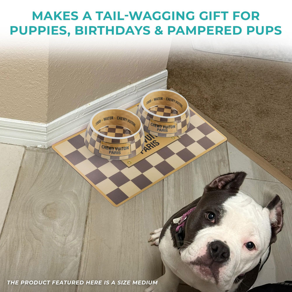 Haute Diggity Dog chip-resistant finish bowls: retains color and charm over time.