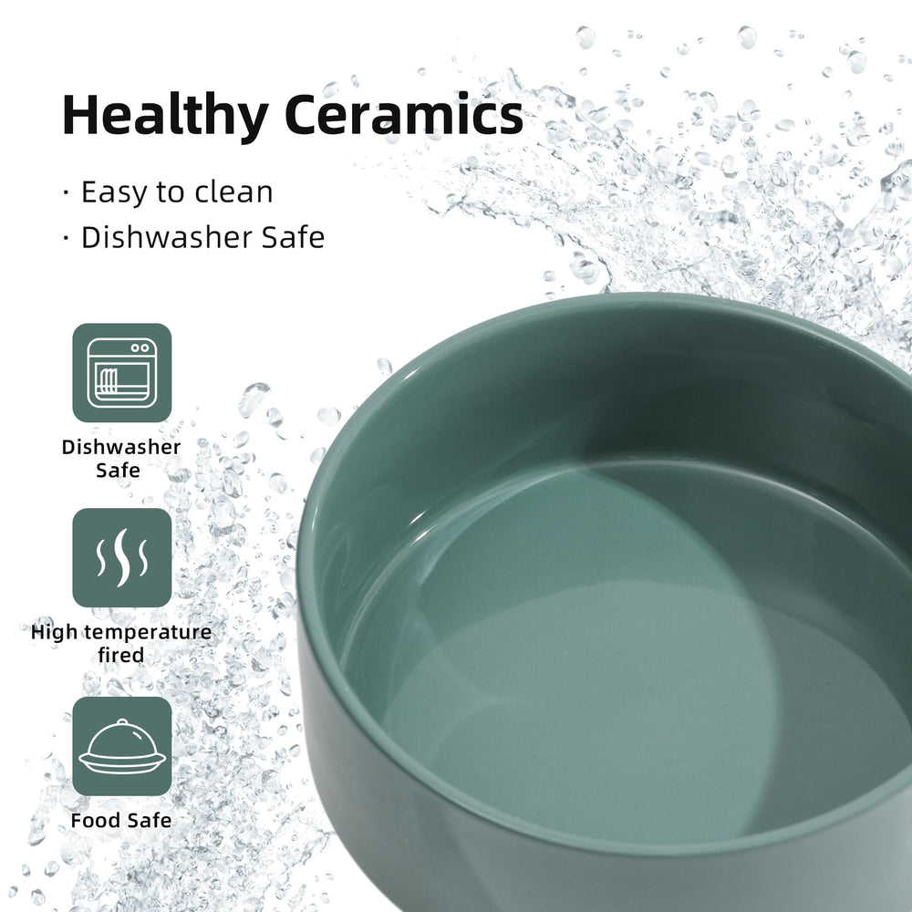 Havniva anti-slip stable stand keeps bowls in place during feeding sessions.