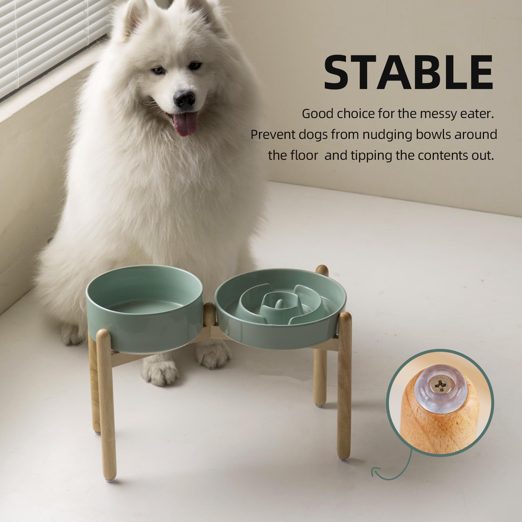 Havniva large-dog meal setup on wooden stand for comfortable dining.