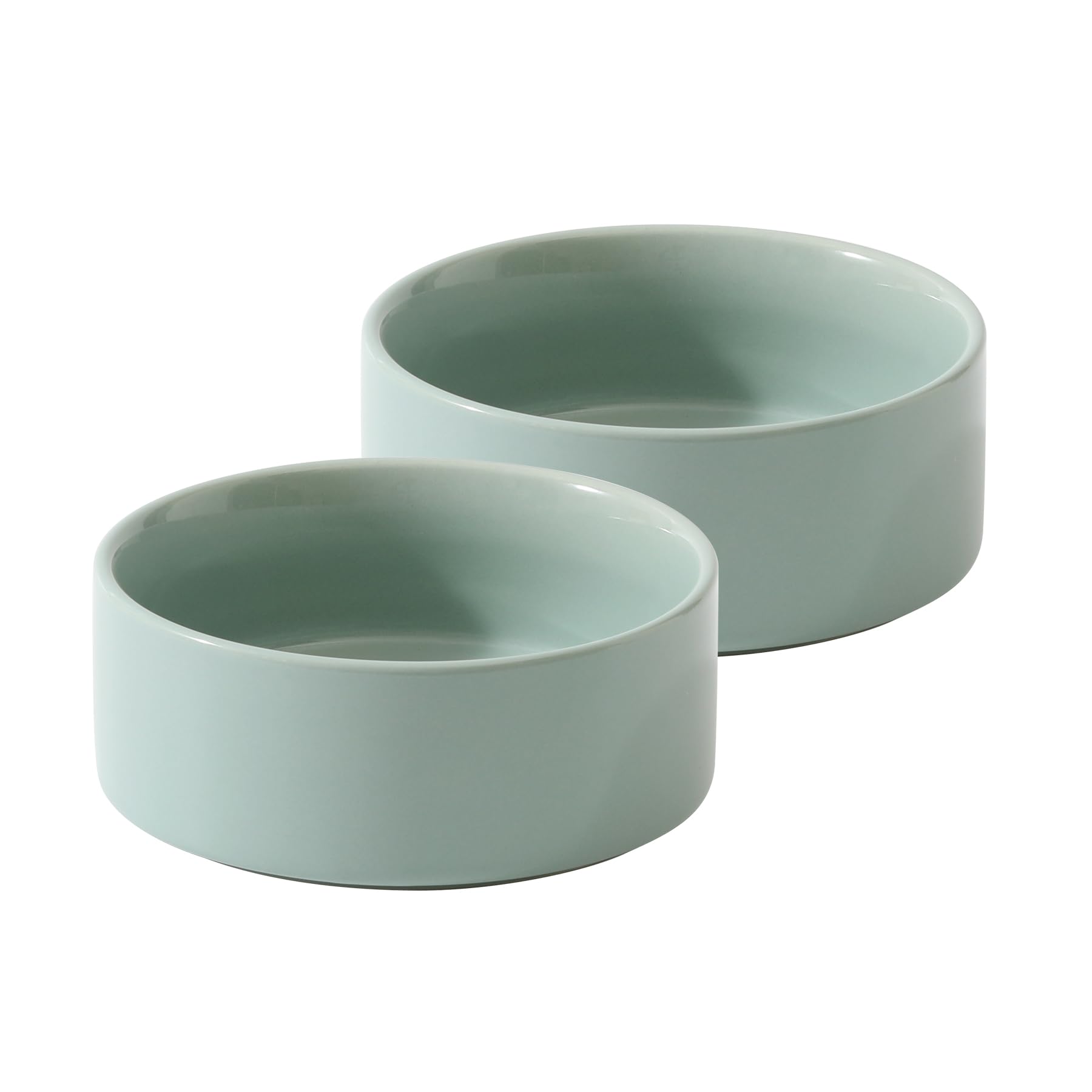 Havniva stable mealtime bowls reduce mess during feeding.