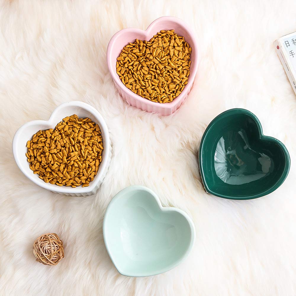 HCHLQLZ lead- and cadmium-free ceramic bowls protect pet health.
