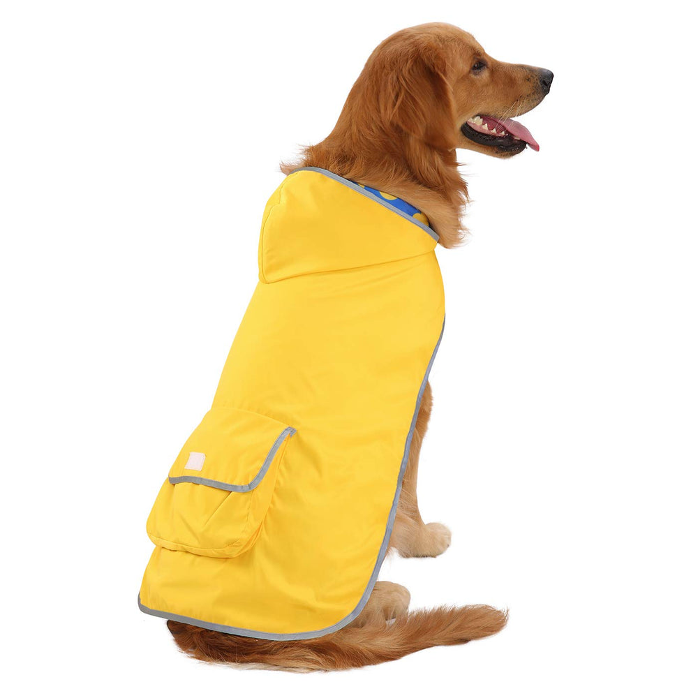 HDE leash hole under the raincoat lets you attach a leash without bulk