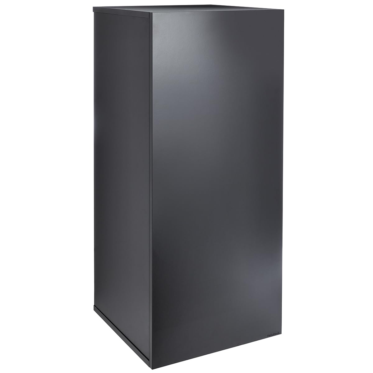 HelloReef stand offers a spacious lower shelf for storage of supplies.