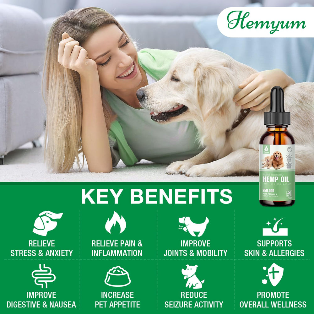 Hemyum Pet Hemp Oil dog serving showing easy feeding method for joint comfort